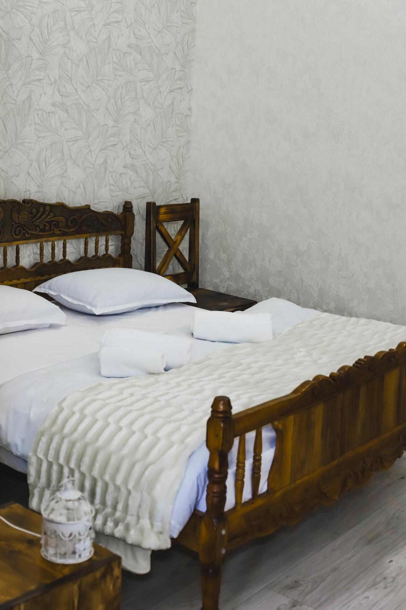 Dom Adonis Hotel Dilijan Bagian luar foto