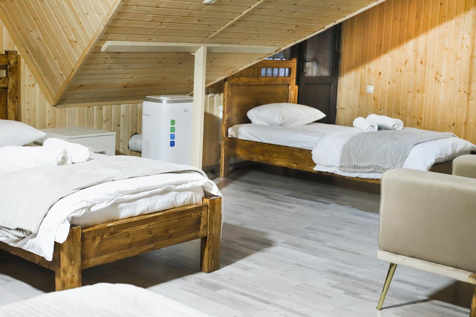 Dom Adonis Hotel Dilijan Bagian luar foto