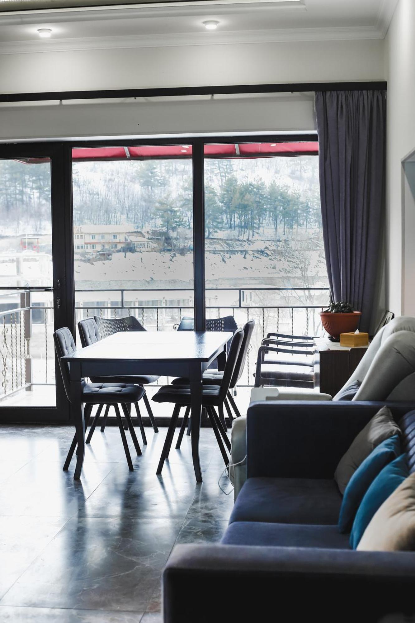 Dom Adonis Hotel Dilijan Bagian luar foto